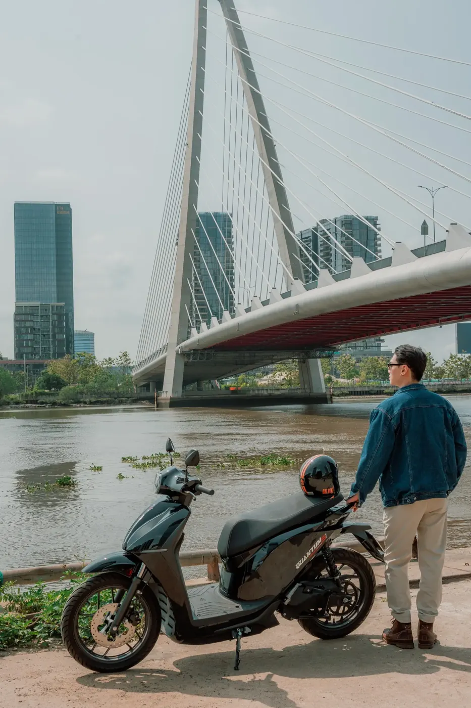 Quantum S bên bờ sông Sài Gòn